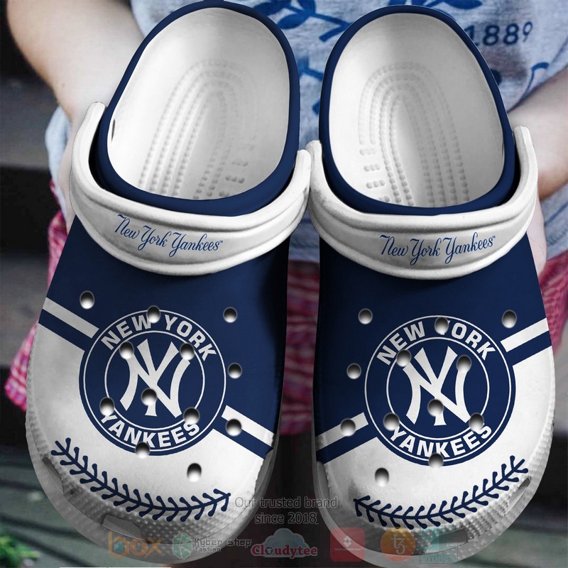 MLB New York Yankees Navy White Crocband Crocs Clog Shoes