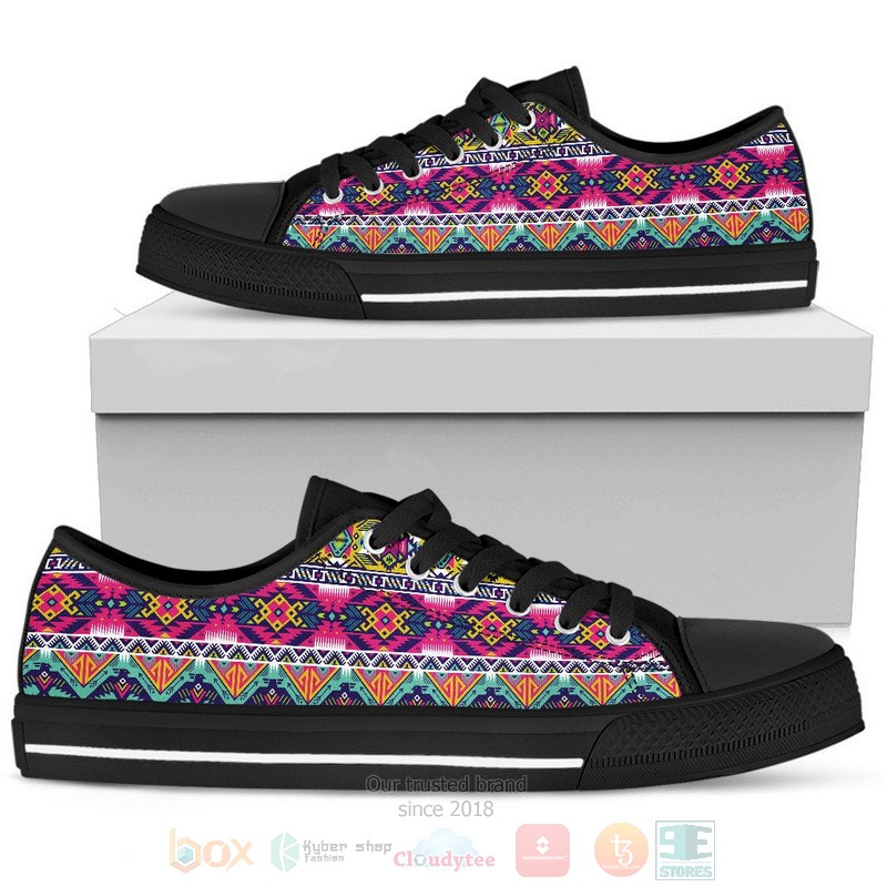 United Tribe Symbols Native American Design Low Top Canvas Shoes