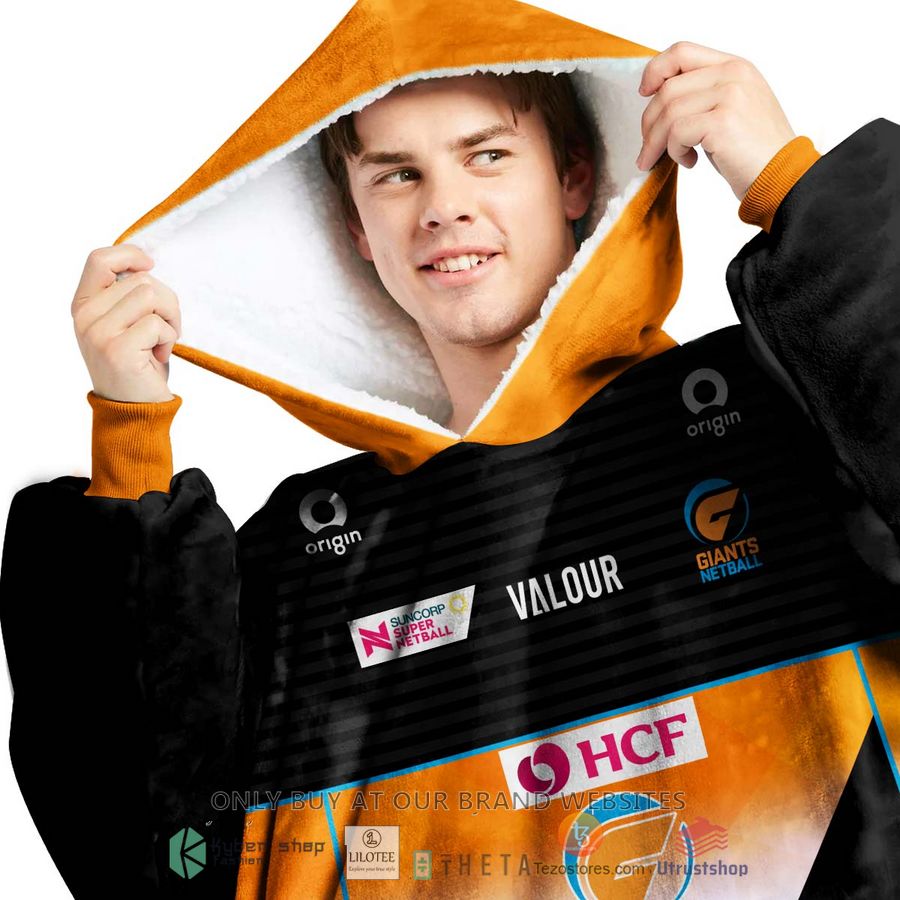 personalized netball giants blanket hoodie 2 40794