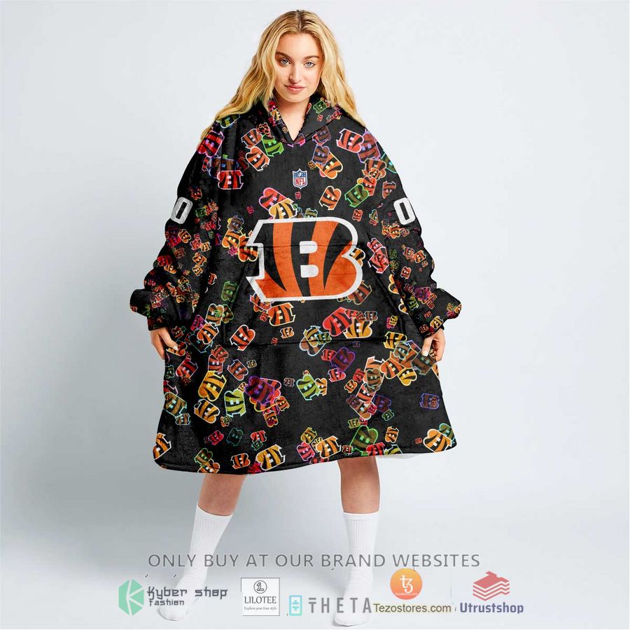 personalized nfl cincinnati bengals blanket hoodie 1 4055