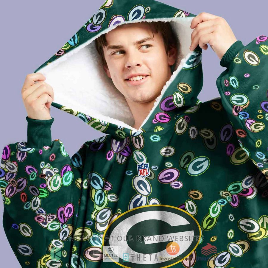 personalized nfl green bay packers blanket hoodie 2 88587