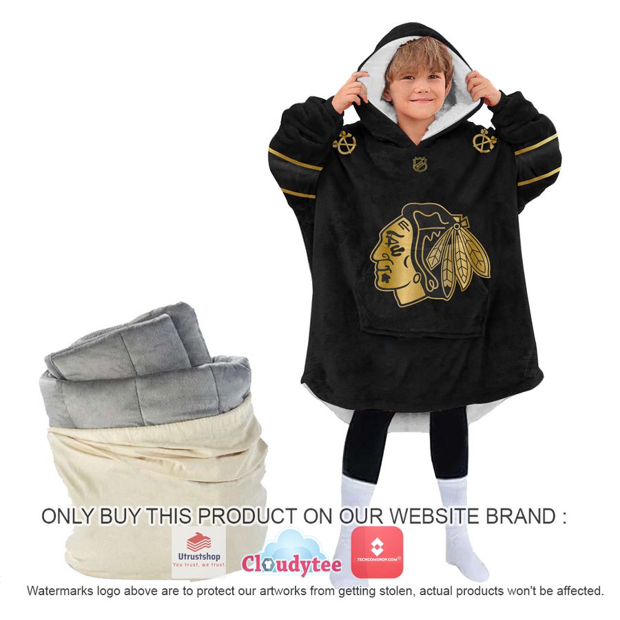 personalized black golden nhl chicago blackhawks oodie blanket hoodie 4 9287