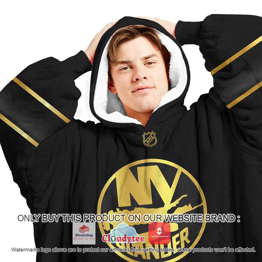 personalized black golden nhl new york islanders oodie blanket hoodie 3 71026