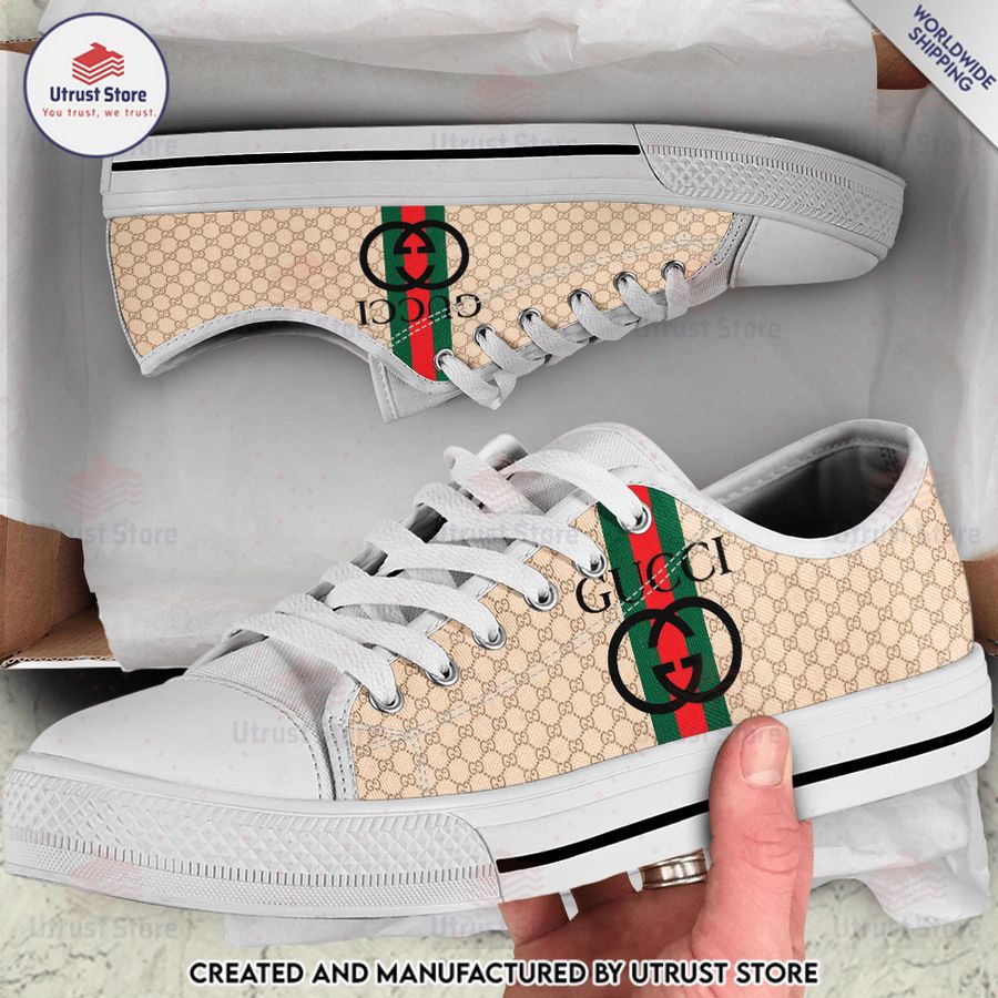 gucci logo low top canvas shoes 1 616